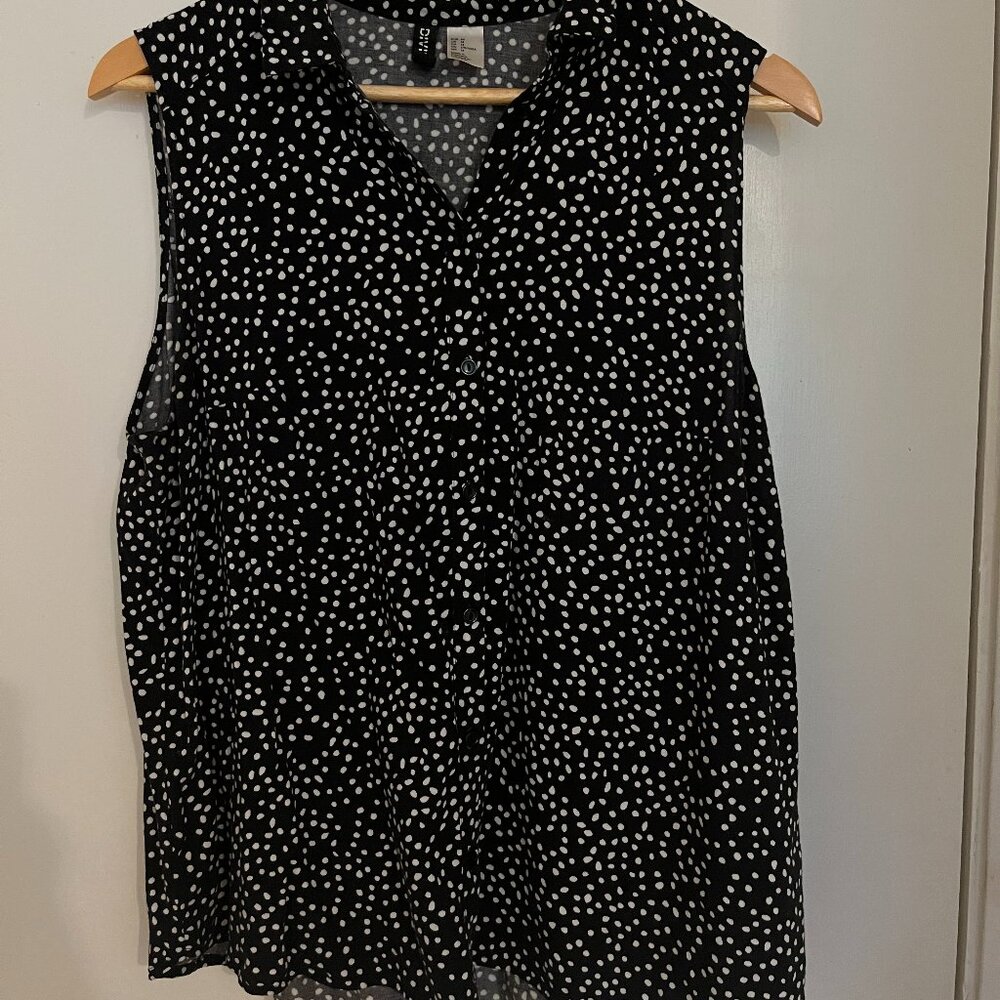 H&M Divided Brand Sleeveless Collared Blouse
